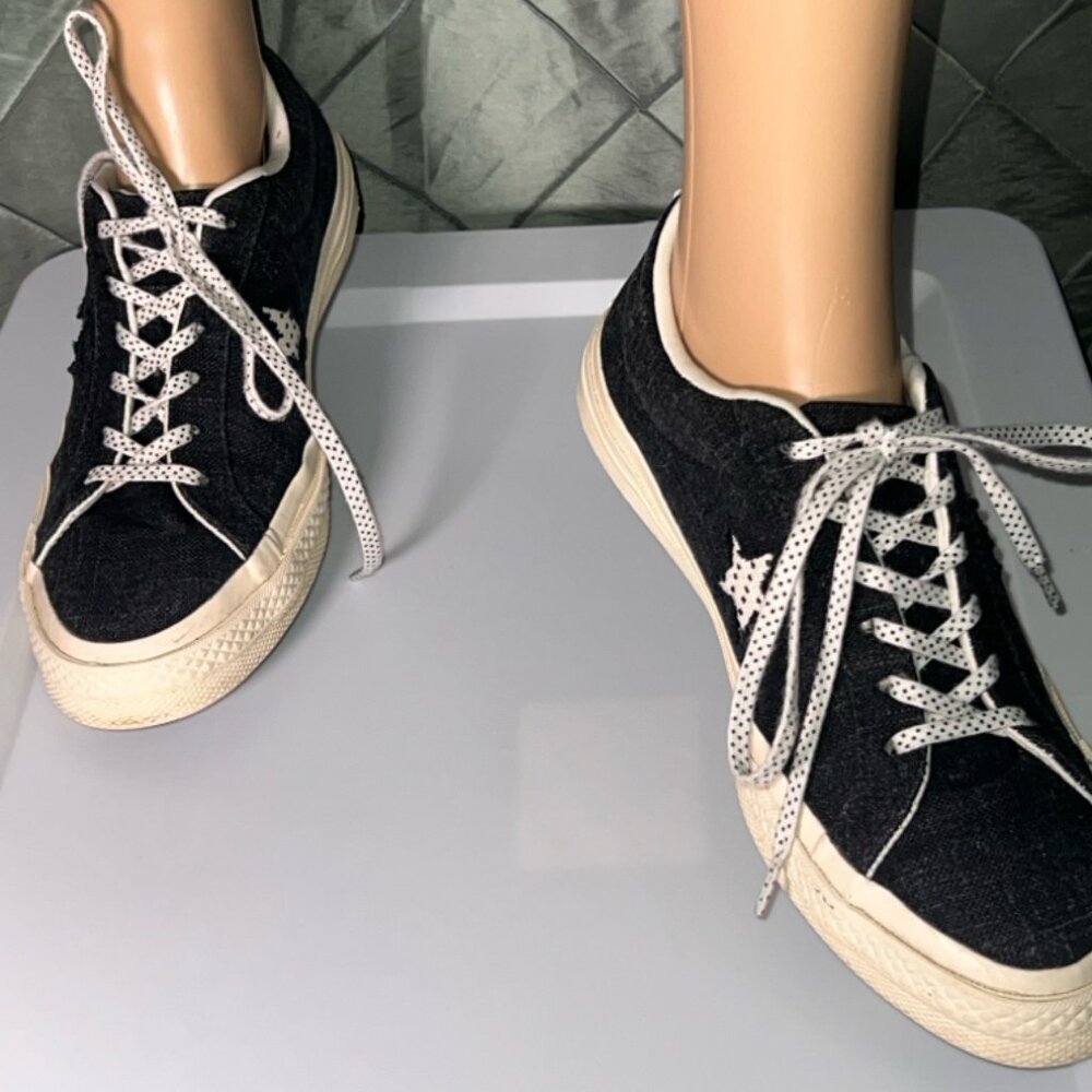Converse Sneakers Black Polka Dot One Star Fashion Men Sz. 6 / Womens Sz 8 *GS9
